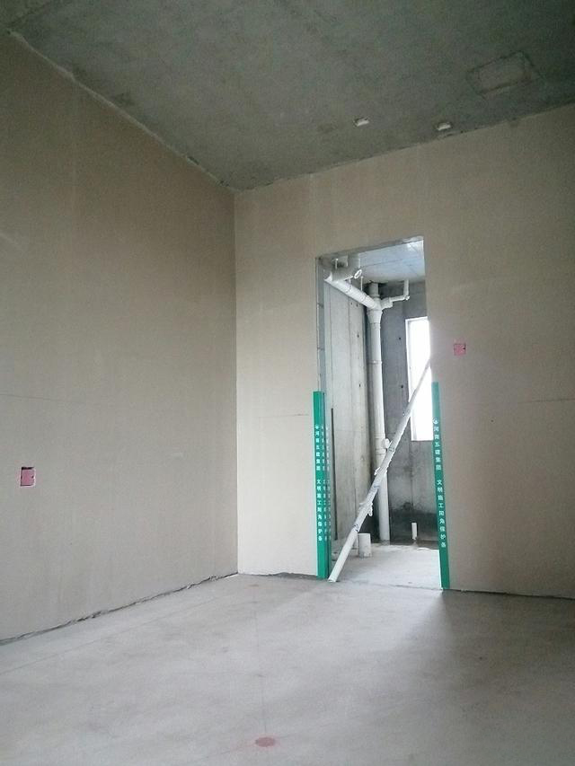 瓷砖胶基面处理
