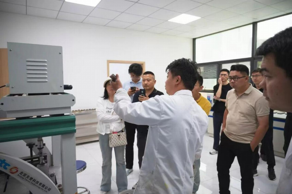 碱克新材|科技赋能终端，共筑行业标杆